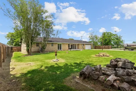 5001 Texas Avenue La Marque TX 77568