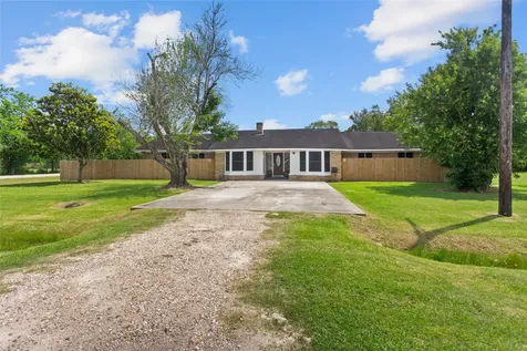 5001 Texas Avenue La Marque TX 77568