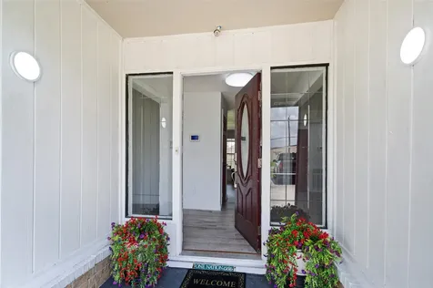 5001 Texas Avenue La Marque TX 77568