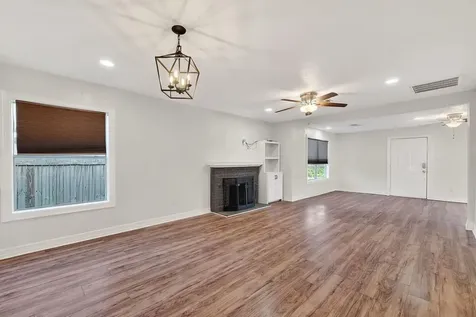 4520 Sharon Street Houston TX 77020