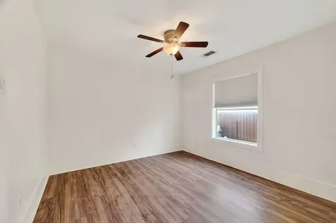4520 Sharon Street Houston TX 77020
