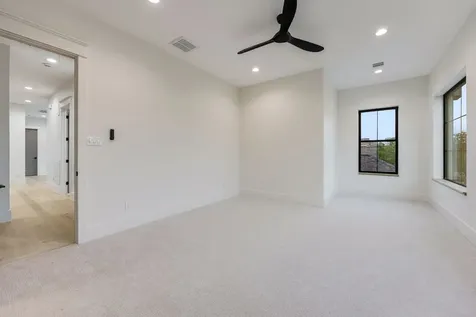1702 Candlelight Lane Houston TX 77018