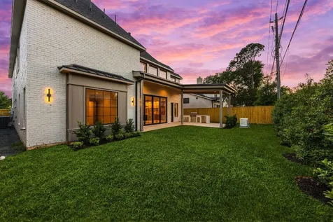 1702 Candlelight Lane Houston TX 77018