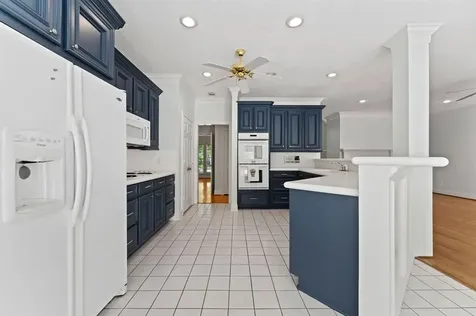 29 Berry Blossom Drive The Woodlands TX 77380
