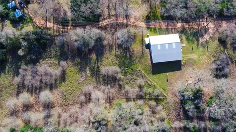 969 Private Road 7054 Gause TX 77857