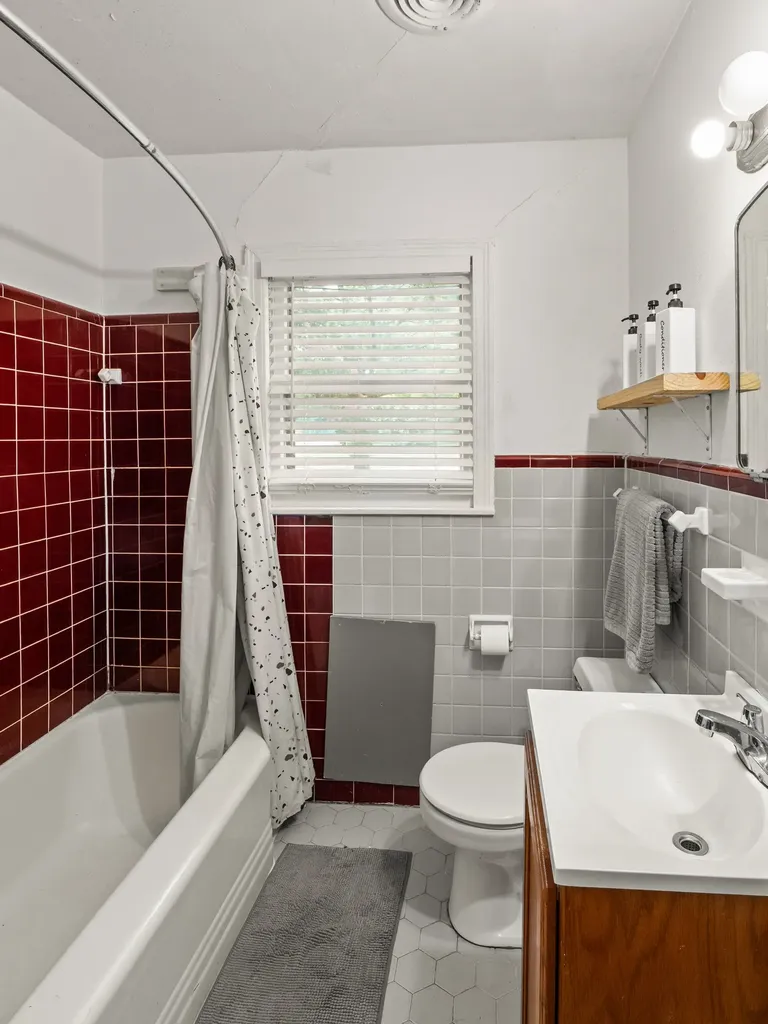 6208 Walnut Hills Drive Austin TX 78723