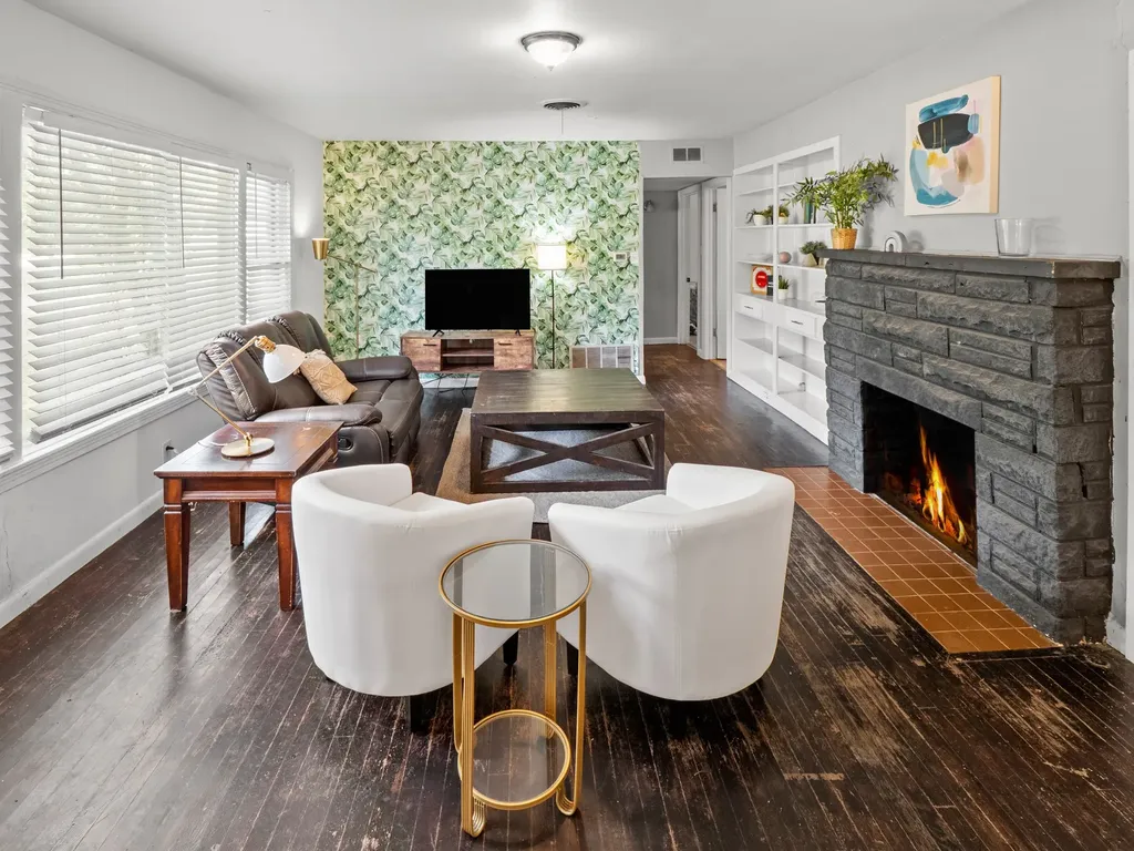 6208 Walnut Hills Drive Austin TX 78723