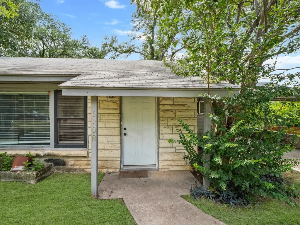6208 Walnut Hills Drive Austin TX 78723