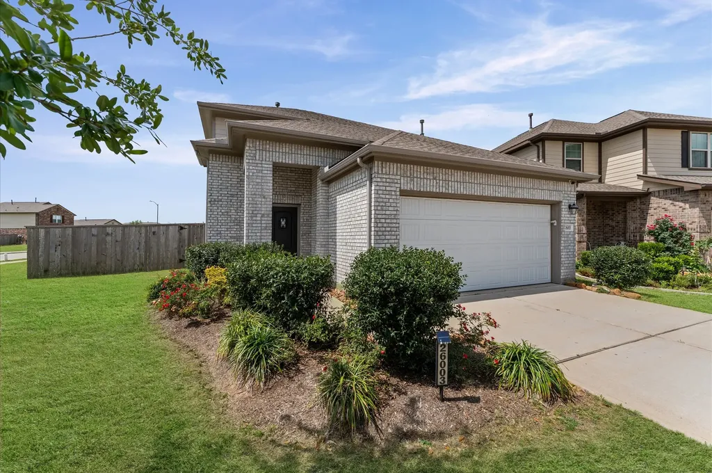 26003 Amber Pearl Drive Richmond TX 77406