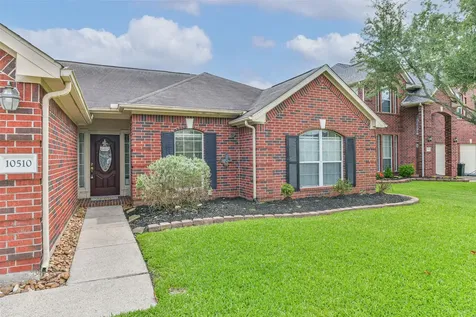 10510 Eagle Rock Court La Porte TX 77571