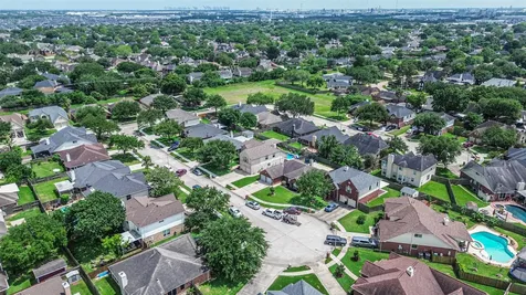 10510 Eagle Rock Court La Porte TX 77571