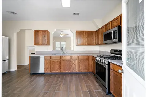 8810 Willow Spur Drive Tomball TX 77375