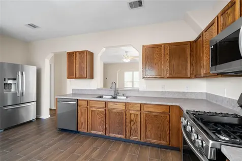 8810 Willow Spur Drive Tomball TX 77375
