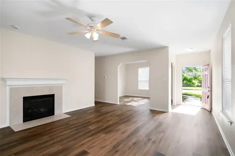 8810 Willow Spur Drive Tomball TX 77375