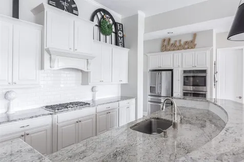 5030 Quiet Falls Lane Fulshear TX 77441