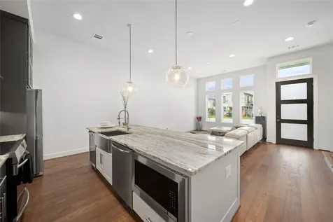 2408 Gray Street Houston TX 77003