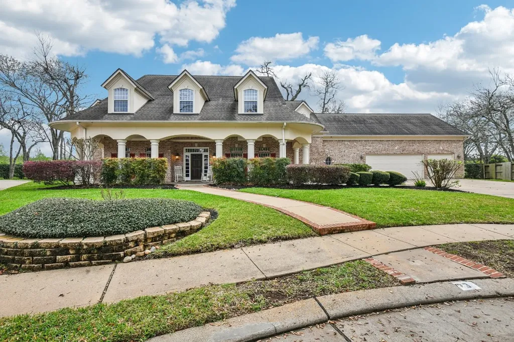 3 Wilmington Court Sugar Land TX 77479