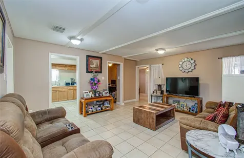 930 Centerwood Drive Houston TX 77013