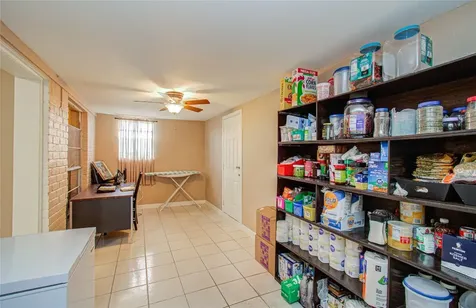 930 Centerwood Drive Houston TX 77013