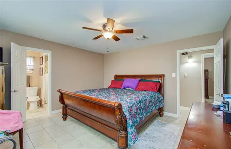 930 Centerwood Drive Houston TX 77013