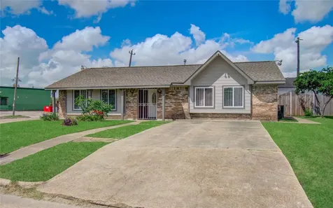 930 Centerwood Drive Houston TX 77013
