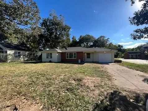 1013 W Spanish Camp Road Wharton TX 77488