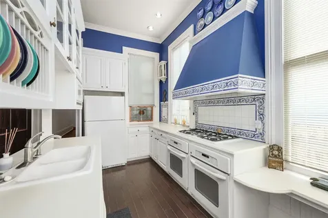 1712 Winnie Street Galveston TX 77550