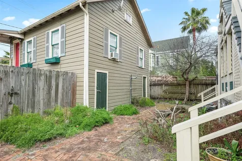 1712 Winnie Street Galveston TX 77550