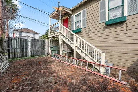 1712 Winnie Street Galveston TX 77550