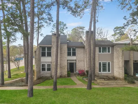 2103 Lake Village Drive Houston TX 77339