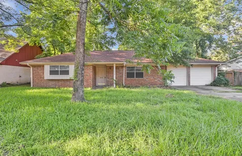 1015 Stevens Avenue Conroe TX 77301