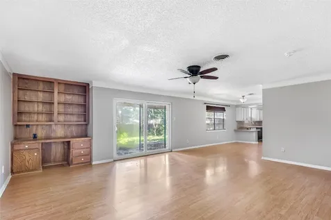 1015 Stevens Avenue Conroe TX 77301