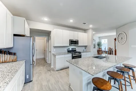 105 Highland Heights Way Waller TX 77484