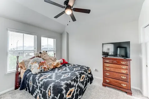 105 Highland Heights Way Waller TX 77484