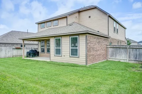 105 Highland Heights Way Waller TX 77484