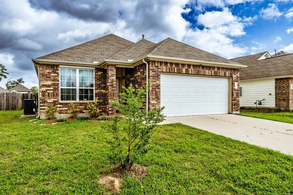 108 Fallow Deer Drive Huntsville TX 77320