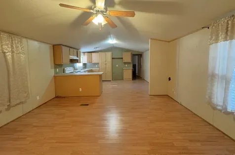 403 N Pitzer Street Colmesneil TX 75938