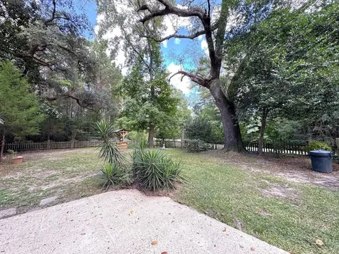 403 N Pitzer Street Colmesneil TX 75938