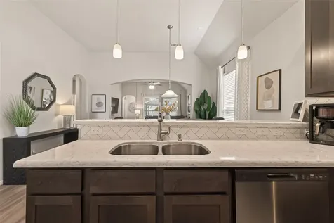 4211 Pale Fox Lane Katy TX 77493