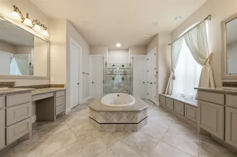 2300 Halls Creek Court Friendswood TX 77546