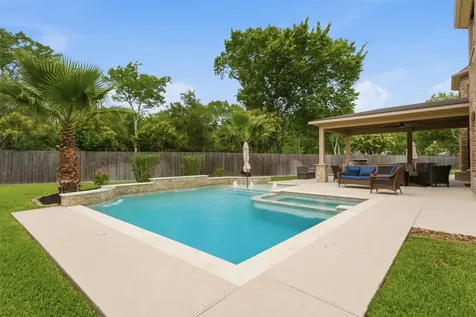 2300 Halls Creek Court Friendswood TX 77546