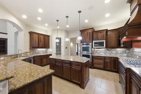 2300 Halls Creek Court Friendswood TX 77546