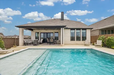 438 Livermore Street Webster TX 77598