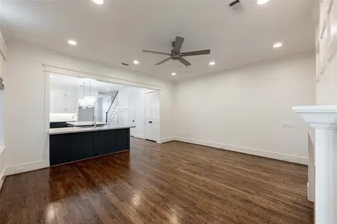 828 E 28th Street Houston TX 77009