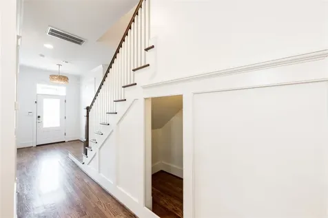 828 E 28th Street Houston TX 77009