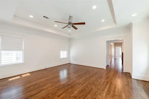 828 E 28th Street Houston TX 77009