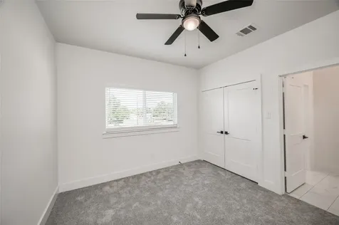 1216 Mcneil Street Houston TX 77009