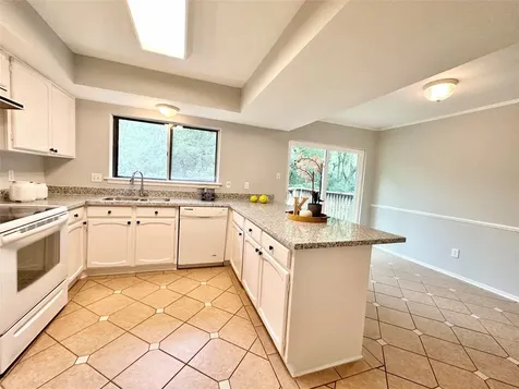 45 Kittiwake Court Spring TX 77380
