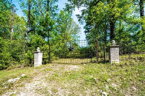 708 County Road 2307 Cleveland TX 77327