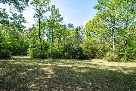 708 County Road 2307 Cleveland TX 77327